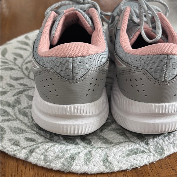 Ladies ASIC sneakers - Picture 5 of 8